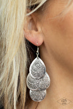Load image into Gallery viewer, A Leading Light
