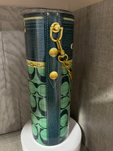Load image into Gallery viewer, 20 oz Graphic Tumbler- Coach with chain
