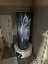 Load image into Gallery viewer, 20 oz Graphic Tumbler-  Wolves Howling at The Moon
