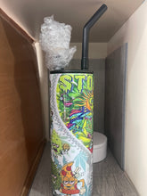 Load image into Gallery viewer, 20 oz Graphic Cold Smoke Hookah (Bong)- Stoner Kush
