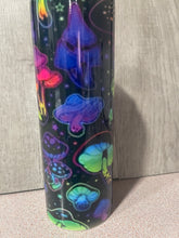 Load image into Gallery viewer, 20 oz Graphic Tumbler- Psychedelic Shroom (Mushroom)
