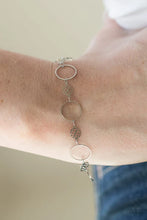 Load image into Gallery viewer, Dainty Delicacy - silver
